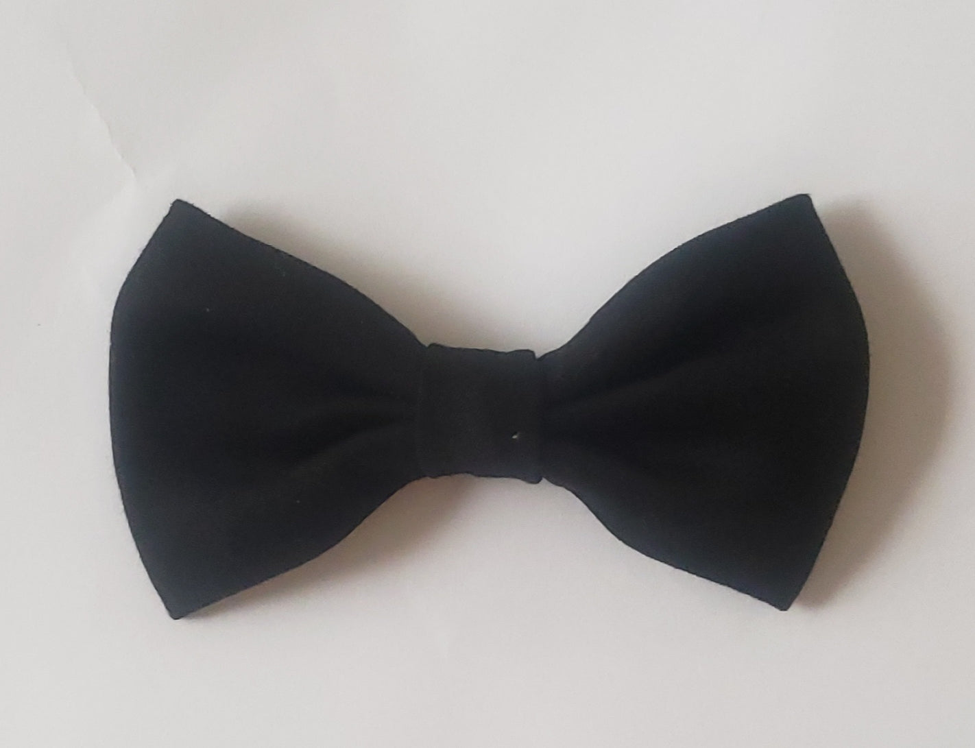 Necklaces, Flowers, & Bow ties - Hilwah