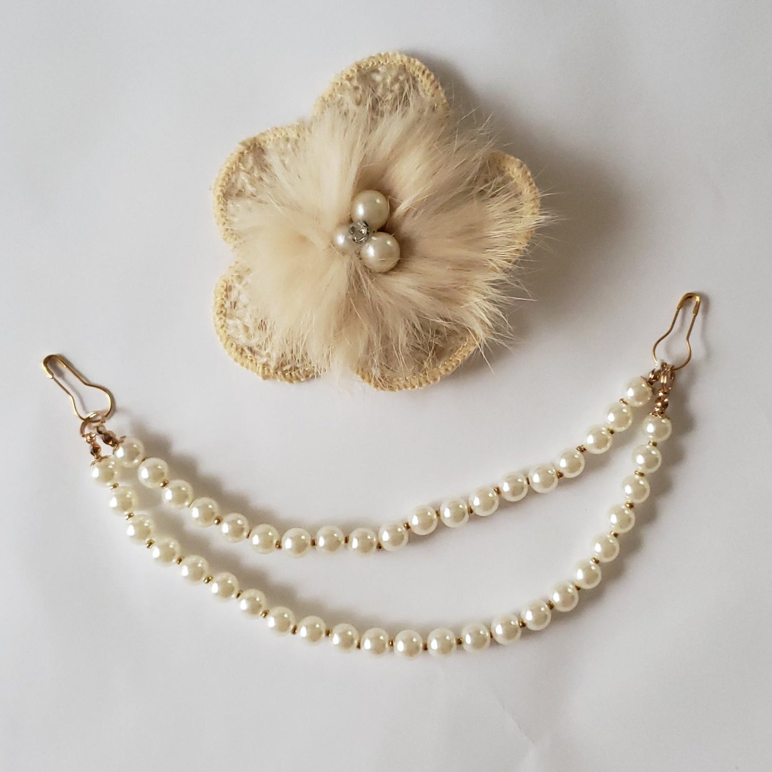 Necklaces, Flowers, & Bow ties - Hilwah 